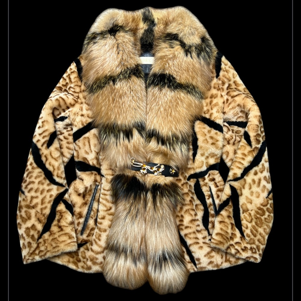 Lux Faux Fur Leopard-Print Coat with Plush Trim - Tan/Black